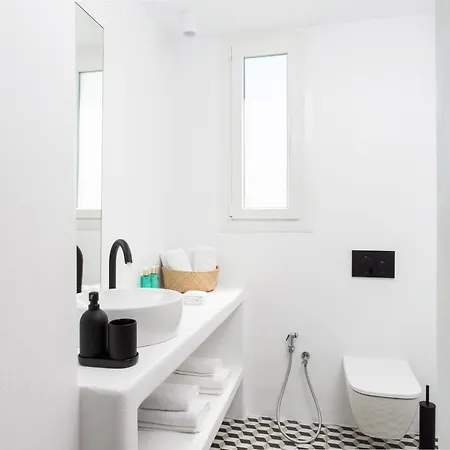 Haroto Apartment